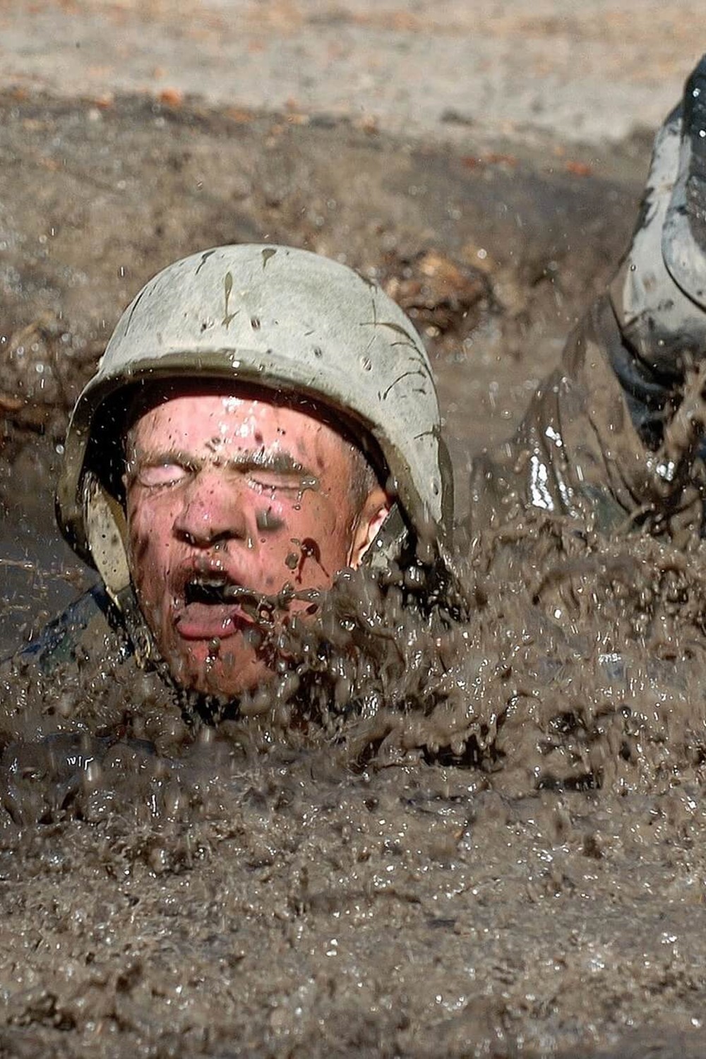 Soldat i mudder